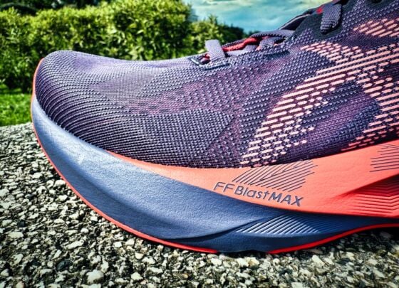 Picture of ASICS Novablast 5